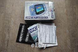 8 Gameboy handhelds (DMG, Pocket, Light, Colour, Advance, SPx2, Micro) + games