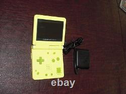ORIGINAL Nintendo Game Boy Advance SP SpongeBob Squarepants Edition AGS-101 OEM