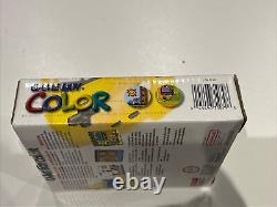 Console Gameboy Color jaune sous emballage