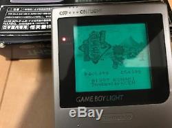 Console Gameboy Light Couleur Argent Avec Box Et Manuel 28