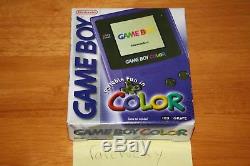 Console Nintendo Game Boy Color Raisin Nouvelle Menthe Scellee, Version Us