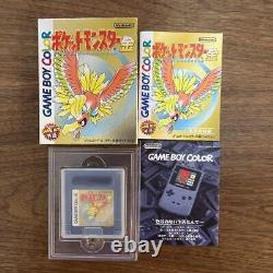 Console Nintendo Game Boy Color avec jeux Pokémon et Zelda