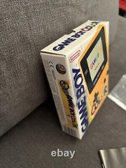 Console Nintendo Gameboy Color Jaune Pissenlit en Boîte ! Rare État Très Bon ! Étiquettes Intactes