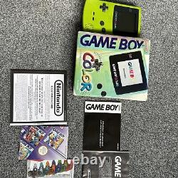 Console de jeu vidéo Nintendo Game Boy Color Lime Green Kiwi emballée avec tous les manuels