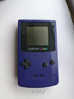 Game Boy Couleur Avec Faisceau De Jeux Et Boîtier Original 1998 Console En Raisin Violet