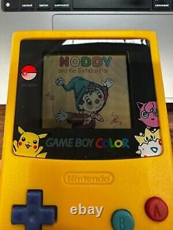 GameBoy Color Nintendo en boîte avec 1 jeu GBC Retrofit Pokemon Center Console