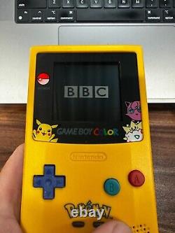 GameBoy Color Nintendo en boîte avec 1 jeu GBC Retrofit Pokemon Center Console