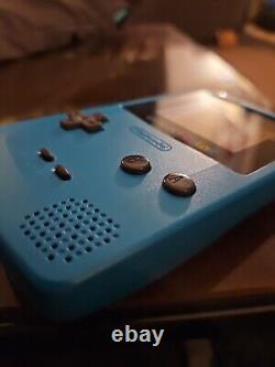 GameBoy Color immaculé, modèle Teal de 1998, No. CGB-001, 4 jeux, étui, chargeur