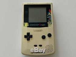 Nintendo Console Game Boy Color Pokemon Center Limitée Cgb-001 Œuvres Testées Dhl