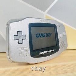 Nintendo Game Boy Advance Platinum Silver Portable avec le jeu Le Seigneur des Anneaux