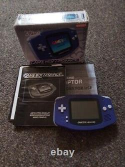 Nintendo Game Boy Advance système portable violet en boîte avec inserts, jamais utilisé