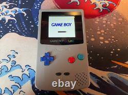 Nintendo Game Boy Color == ÉCRAN IPS == Coque moderne == Lentille en verre == GWO