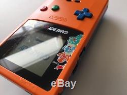 Nintendo Game Boy Color Edition Pokemon Center 3ème Anniversaire + Nouveaux Batons D'économie