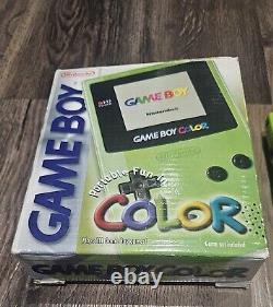 Nintendo Game Boy Color vert kiwi/lime avec boîte, manuels et bundle de jeux