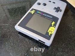 Nintendo Game Boy Couleur Pokemon Or/argent Dégâts Mineurs D'angle Aucune Couverture De Batterie