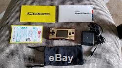Nintendo Game Boy Micro Édition Spéciale 20ème Anniversaire Famicom Color + Game