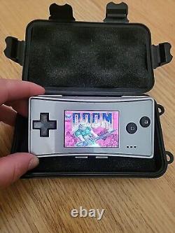 Nintendo Game Boy micro Argent Avec Doom 1 Et Doom 2