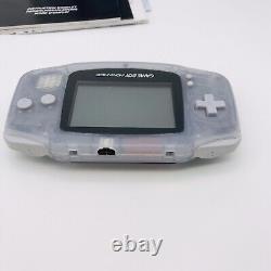 Nintendo Gameboy Advance. Écran couleur large 32 bits. Glacier Clear. Boîte.