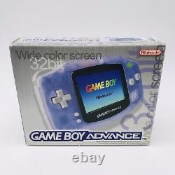 Nintendo Gameboy Advance. Écran couleur large 32 bits. Glacier Clear. Boîte.