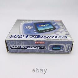 Nintendo Gameboy Advance. Écran couleur large 32 bits. Glacier Clear. Boîte.