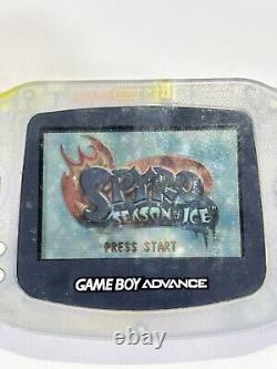 Nintendo Gameboy Advance. Écran couleur large 32 bits. Glacier transparent. En boîte.