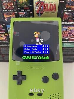 Nintendo Gameboy Color avec un écran AMOLED modifié tout neuf 2024 en vert personnalisé