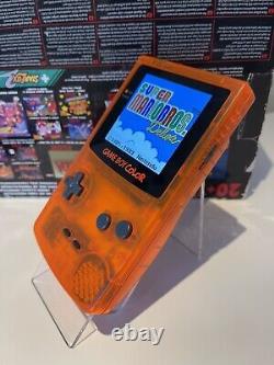 Nintendo Gameboy Colour avec un nouvel écran AMOLED modifié de 2024 et des IPs personnalisées