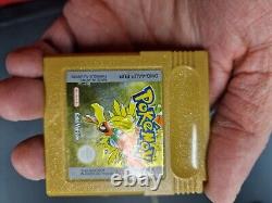 Nintendo Gameboy Version Or Pokemon Or Boîte PAL Complète En Bon État