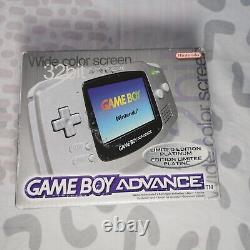 Système de jeu portable Nintendo Game Boy Advance Platinum en boîte avec manuel testé