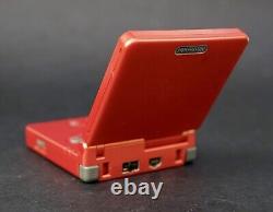 Système portable Game Boy Advance SP Flame Red + BUNDLE DE JEUX & CHARGEUR