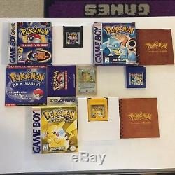 Tous Les Jeux Originaux De Pokemon De Couleur De Gameboy Encadrés Avec Des Manuels