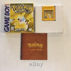 Tous Les Jeux Originaux De Pokemon De Couleur De Gameboy Encadrés Avec Des Manuels